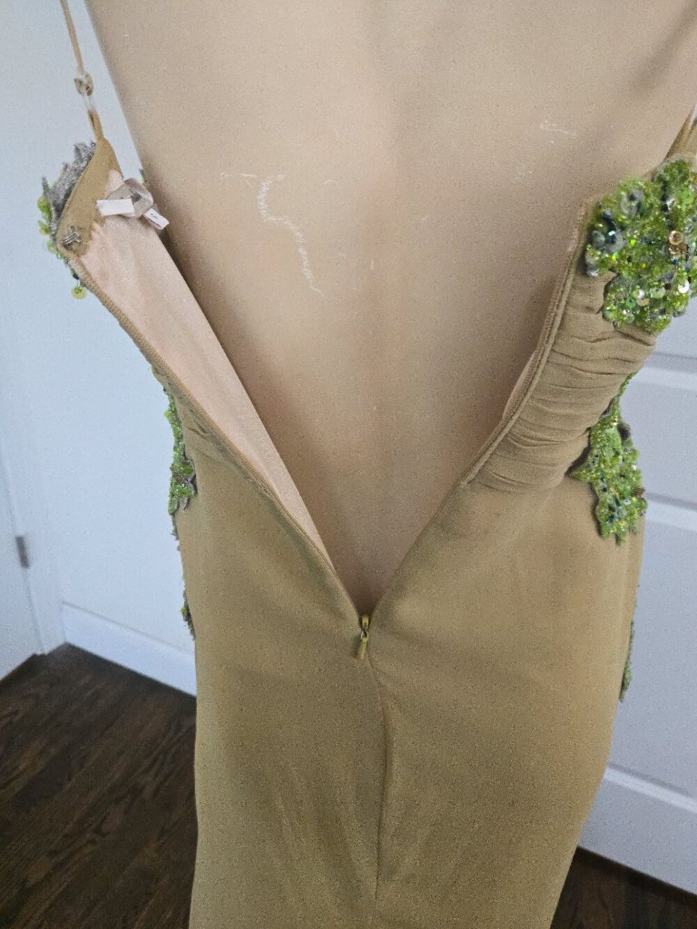 Y2K Vintage Mandalay Evening Gown Green Silk Beaded Sequin Plunging Low Cut 4 - Picture 10 of 14